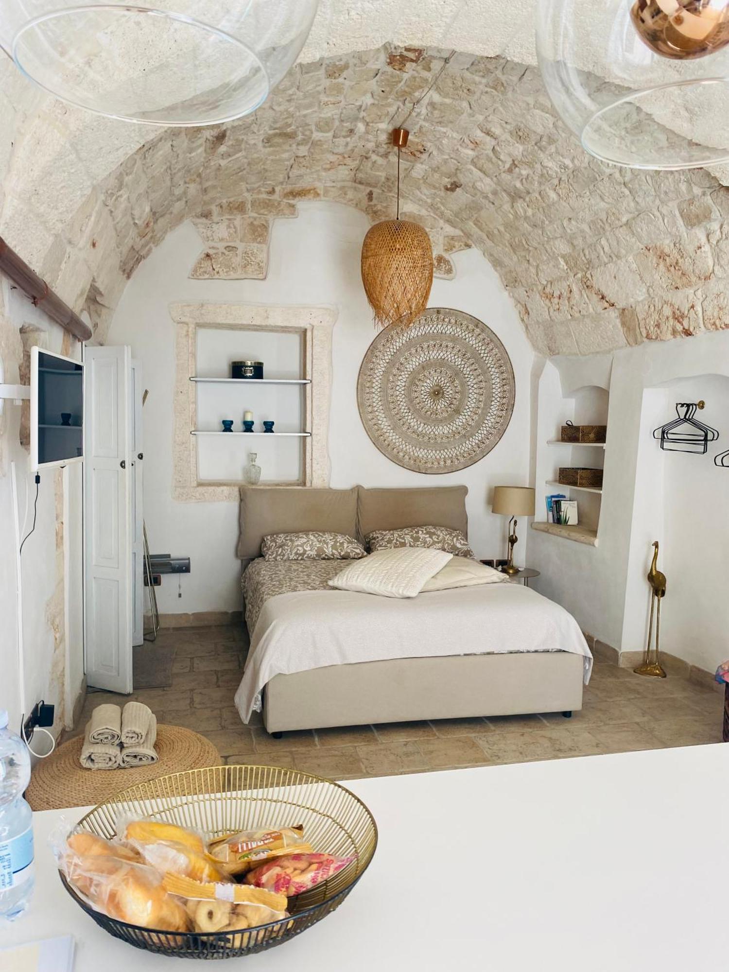 Casa Bixie Old Town Of Ostuni Puglia Apartment Ngoại thất bức ảnh